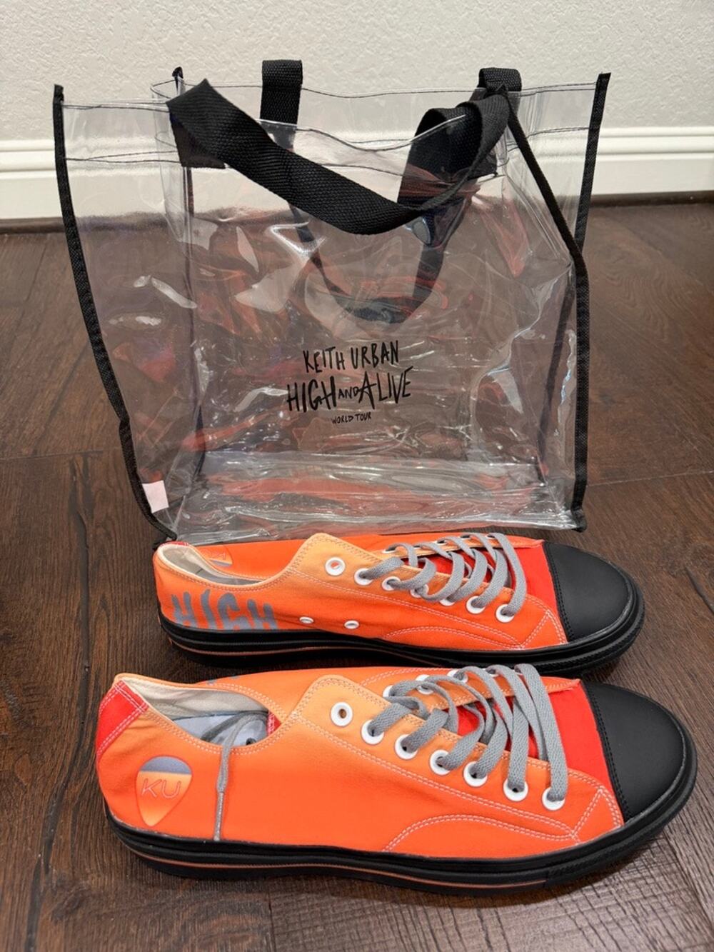 RARE Keith Urban High &  Alive World Tour VIP Chuck Taylor-style Men 12 shoes